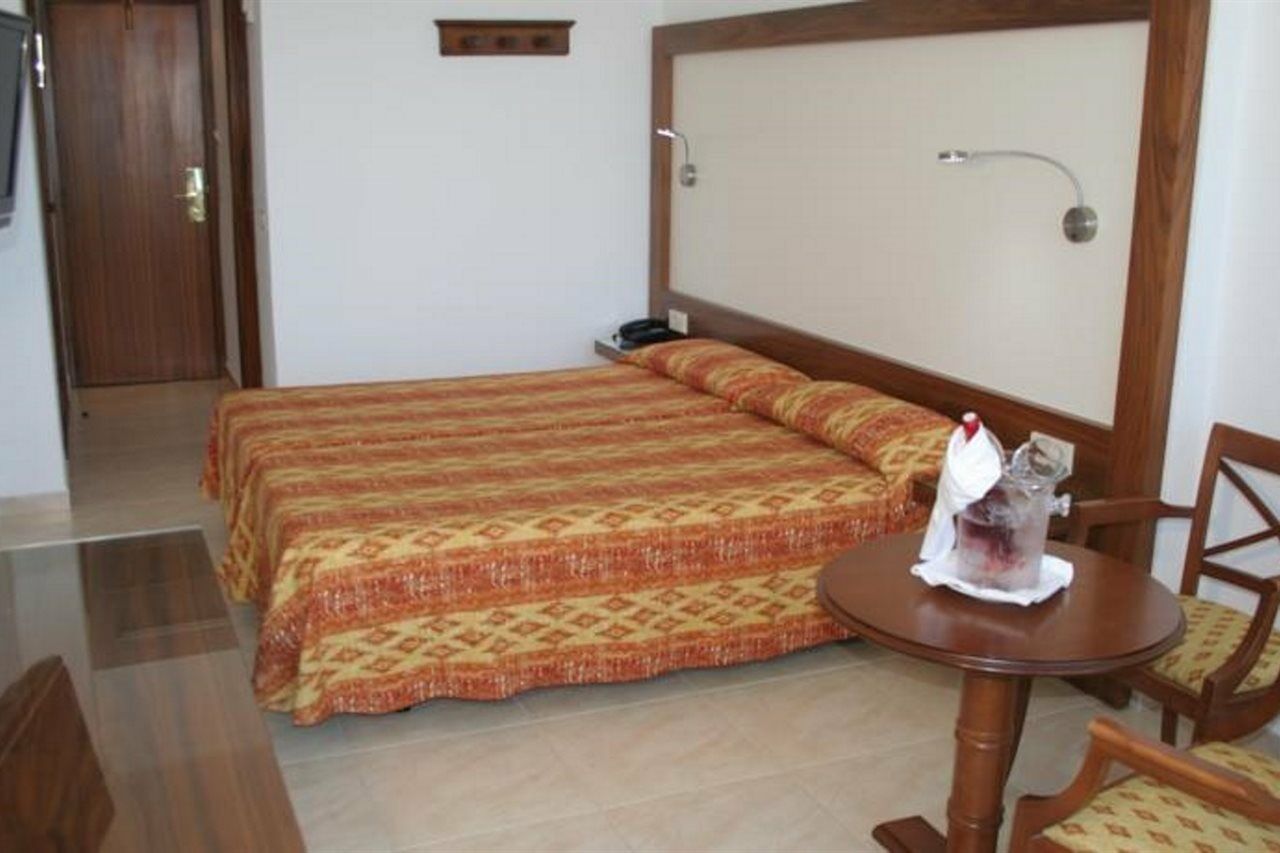 Hotel Biniamar Cala Millor  Luaran gambar